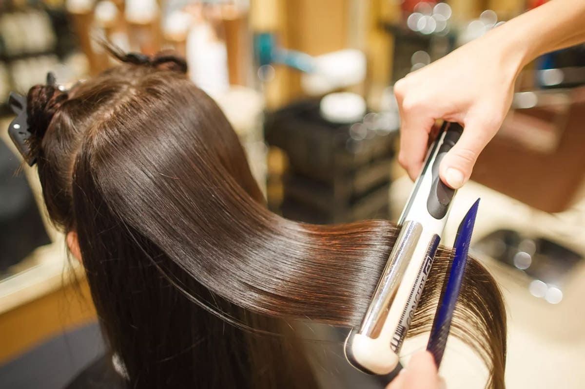 Ухоженные, значит здоровые волосы, профессиональные средства для волос - восстанавливают и лечат